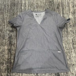 Small figs grey scrub set